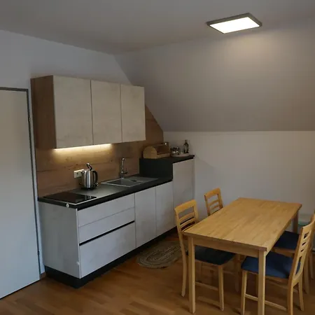 Weingut Baeuerl * デュルンシュタイン